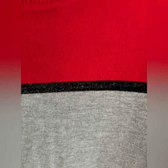 Calvin Klein Women's Colorblocked Turtleneck Sweater Red Size S/P - Picture 9 of 12